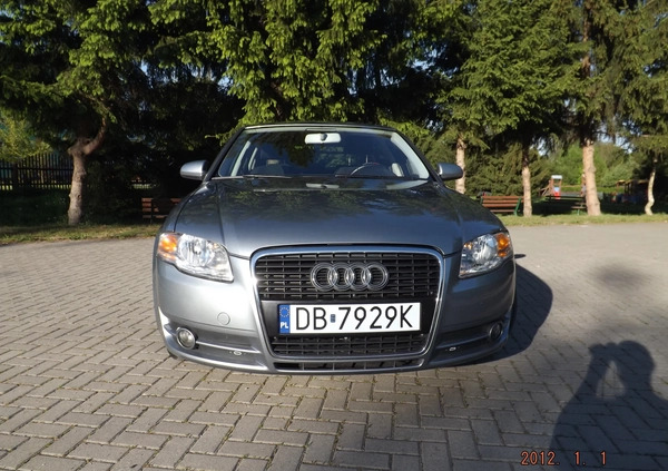 Audi A4 cena 21500 przebieg: 228000, rok produkcji 2005 z Świdwin małe 211